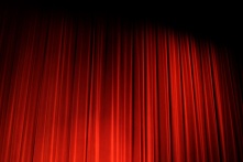 Омичи голосуют за лучший театральный спектакль