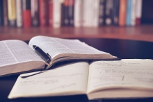 В Омской области более 5 тысяч выпускников сдали ЕГЭ по физике и обществознанию