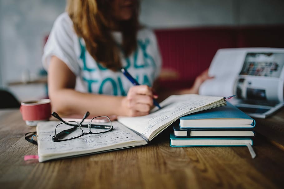 Омский педагог вышла в финал Всероссийского конкурса «Первый учитель»