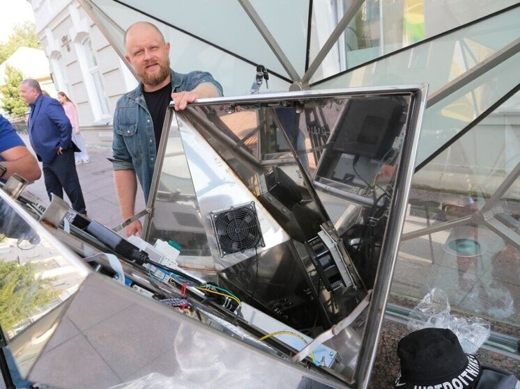 В Омске появились современные инфоматы с путеводителем по городу 