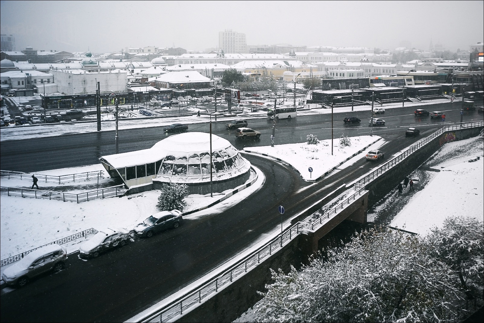 Омск ждет резкий перепад температуры и гололедица