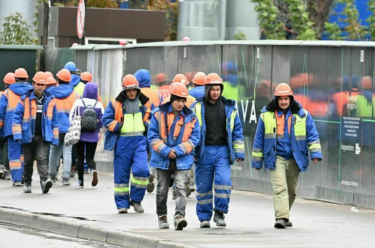 В Омске трудятся около 20 тысяч иностранцев