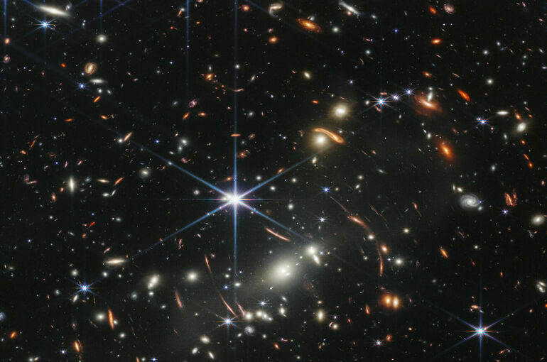 Астрономы впервые обнаружили в космосе полный аналог Солнечной системы