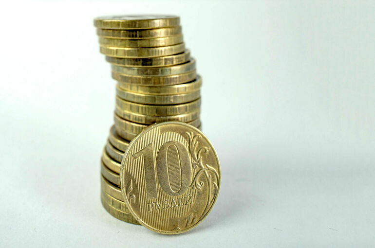 Кому необходимо уплатить налоги в апреле