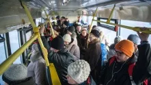 Общественный транспорт лучше личного авто