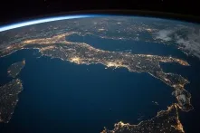 Землю накроет магнитная буря