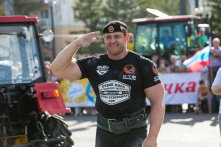 Омский богатырь отправился на турнир в Бразилию