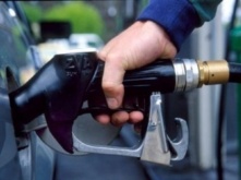 В Омске снова подорожал 92-й бензин