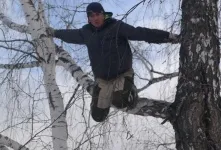 В деревне омского тиктокера Дудоладова установили вышку сотовой связи