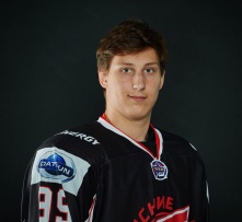«Авангард» продлил контракт со своим воспитанником Максимом Мизюриным