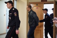 Бывший полицейский пойдет под суд за взятку