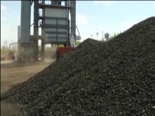 Виновником выбросов в Омске назван асфальтовый завод