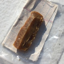 В Омской области нашли наконечник стрелы, которому 12 тысяч лет