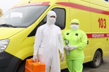 Вирус не отступает