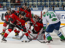 «Авангард» потерпел первое в этом сезоне поражение