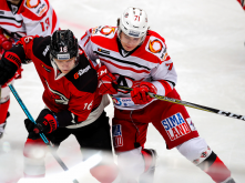  «Авангард» нанес девятое поражение «Автомобилисту»