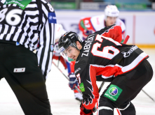 «Авангард» победил «Локомотив» в матче КХЛ