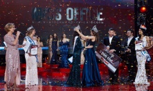 Деньги за красоту. В Омске ищут самую красивую офисную сотрудницу