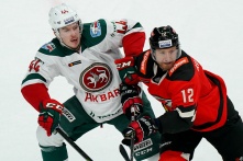 «Авангард» уступил «Ак Барсу» в шестом матче плей-офф