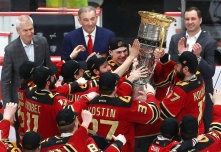 Новый чемпион. «Авангард» впервые в истории клуба стал победителем Кубка Гагарина