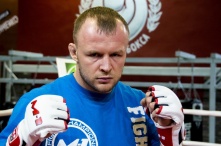 Шлеменко одолел титулованного бразильца