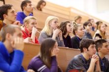 В омские вузы на бюджетные места смогут поступить 9,5 тысячи выпускников