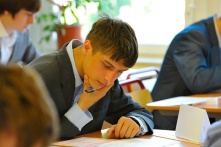 Омские девятиклассники до конца недели напишут контрольные вместо ЕГЭ