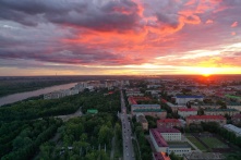 Омичи снова жалуются на запахи химии и газа