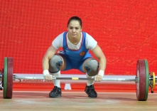 Омичка выиграла чемпионат России по тяжелой атлетике