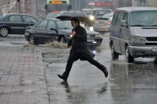 В Омске всю неделю будут лить дожди