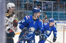 «Авангард» проиграл третий матч подряд