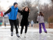 В Омске для жителей зальют 152 катка