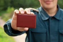 К омичам под видом спасателей снова приходят мошенники