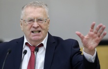 Омичи не готовы обменять длинные новогодние каникулы на отпуска