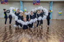 В Омске прошли новогодние соревнования по чир спорту