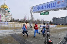 Праздник бега. Стали известны победители Рождественского полумарафона