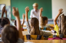 Омские школьники возвращаются с дистанта 