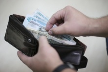В России увеличат зарплаты и пенсии 