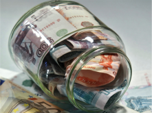 Омичи стали чаще хранить свои сбережения в рублях