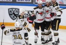 Хоккейное безумие: «Авангард» одержал вторую победу в Магнитогорске