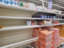 Губернатор: В Омской области появятся госмагазины с дешевыми продуктами