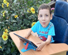 Помогите Максиму дышать