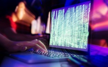 Власти США признали факт проведения наступательных киберопераций против России