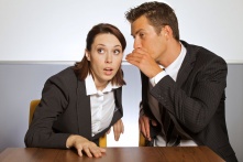 Омичи скрывают личную жизнь от коллег