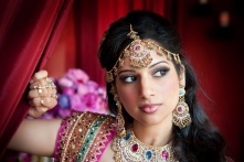 Омичей угостят вкуснейшим тортом на индийской свадьбе 