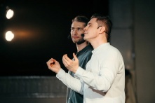 Омичи отправятся с артистами театра «НитьЯ» в путешествие по просторам человеческой души