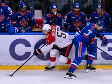 Омский «Авангард» проиграл третий матч подряд с начала чемпионата КХЛ