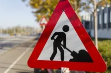 В Омске два месяца по ночам будут перекрывать улицу Лермонтова