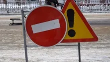 В центре Омска перекроют дороги и изменят маршруты автобусов