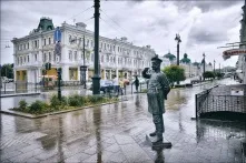Сильный ливень и гроза: омичей предупредили об ухудшении погоды